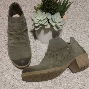 Earth Origins Suede Laser Cut Booties